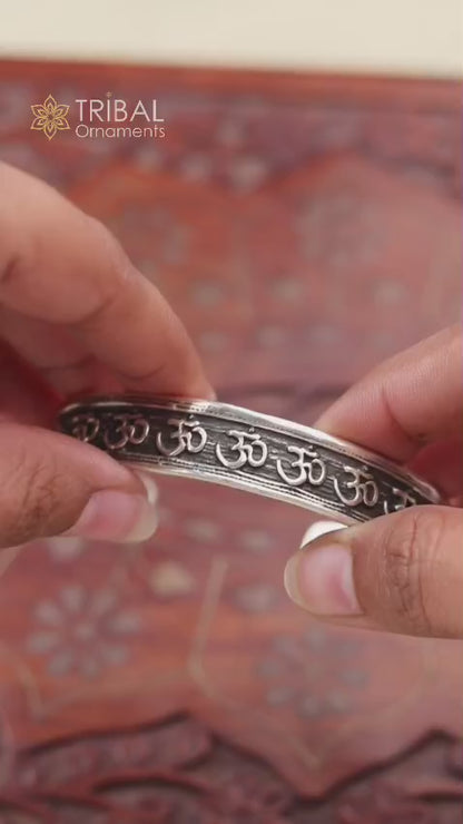 925 sterling silver Stylish handcrafted 'AUM' mantra cuff bangle bracelet adjustable unisex jewelry nsk140
