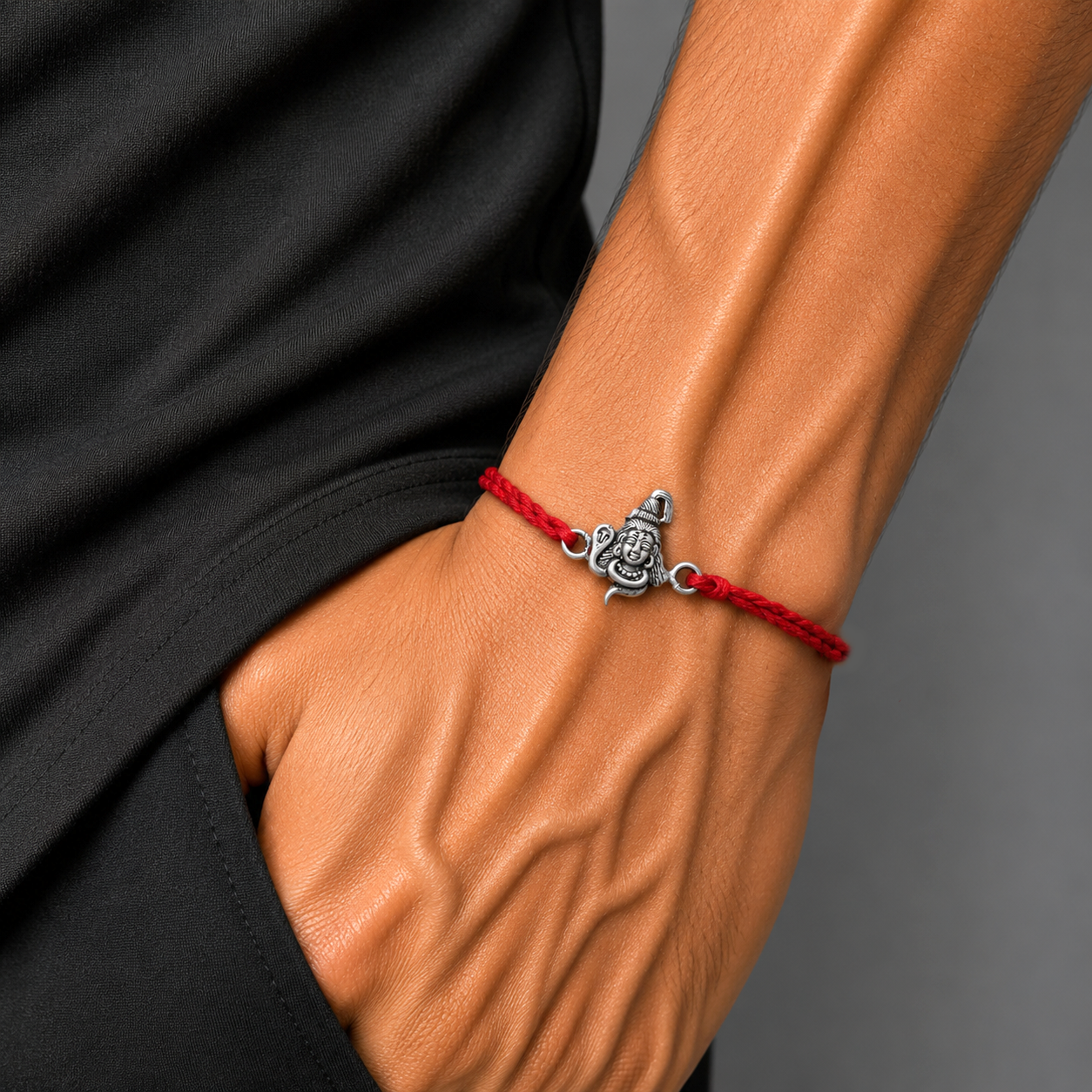 925 Sterling silver Lord Shiva design thread rakhi bracelet rk328