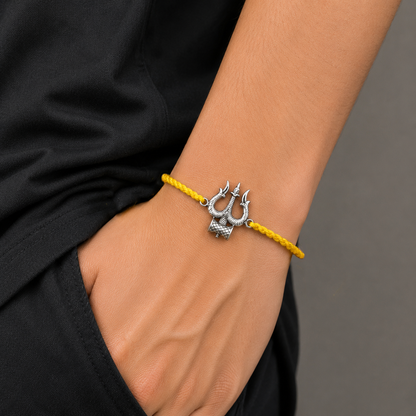 925 sterling silver Trishul / Trident design thread rakhi bracelet rk404