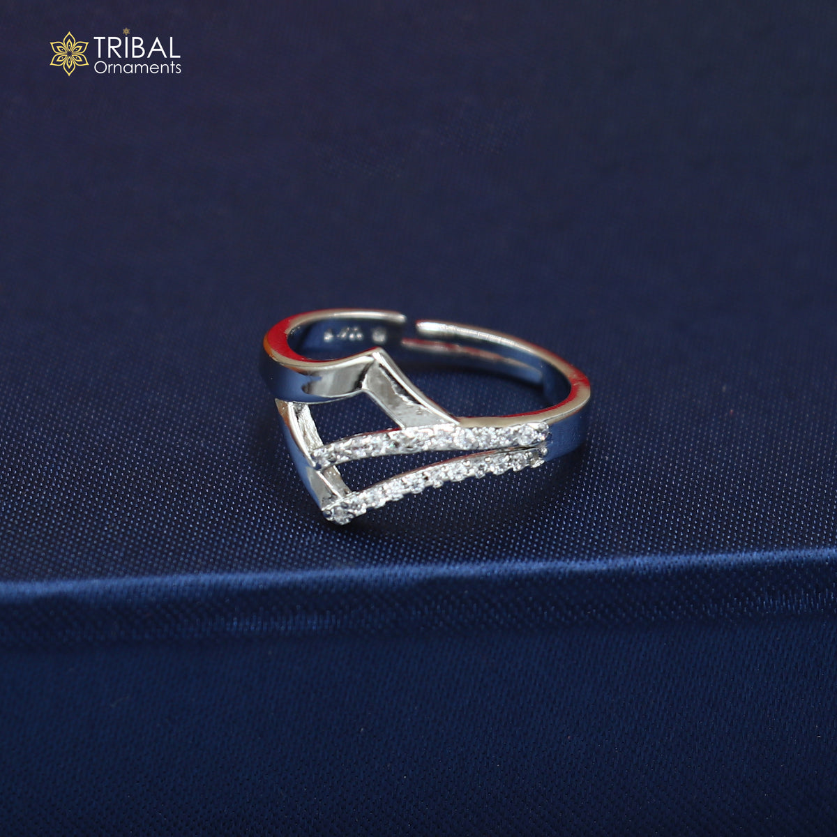 925 sterling silver stylish design cz stone ring sr846