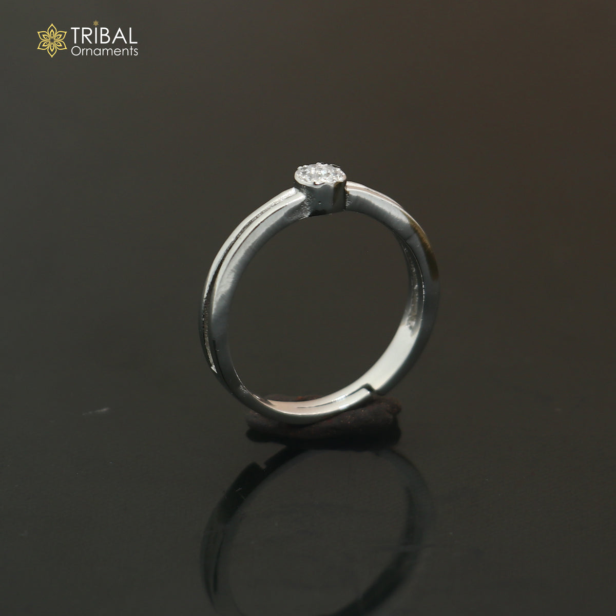 925 sterling silver stylish cz stone ring sr857