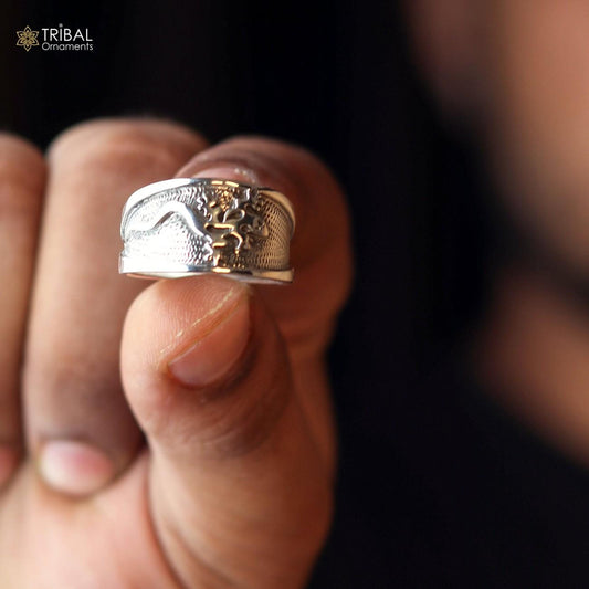 925 sterling silver lizard design men's ring by TRIBAL ORNAMENTS, featuring detailed lizard motif on polished silver band.