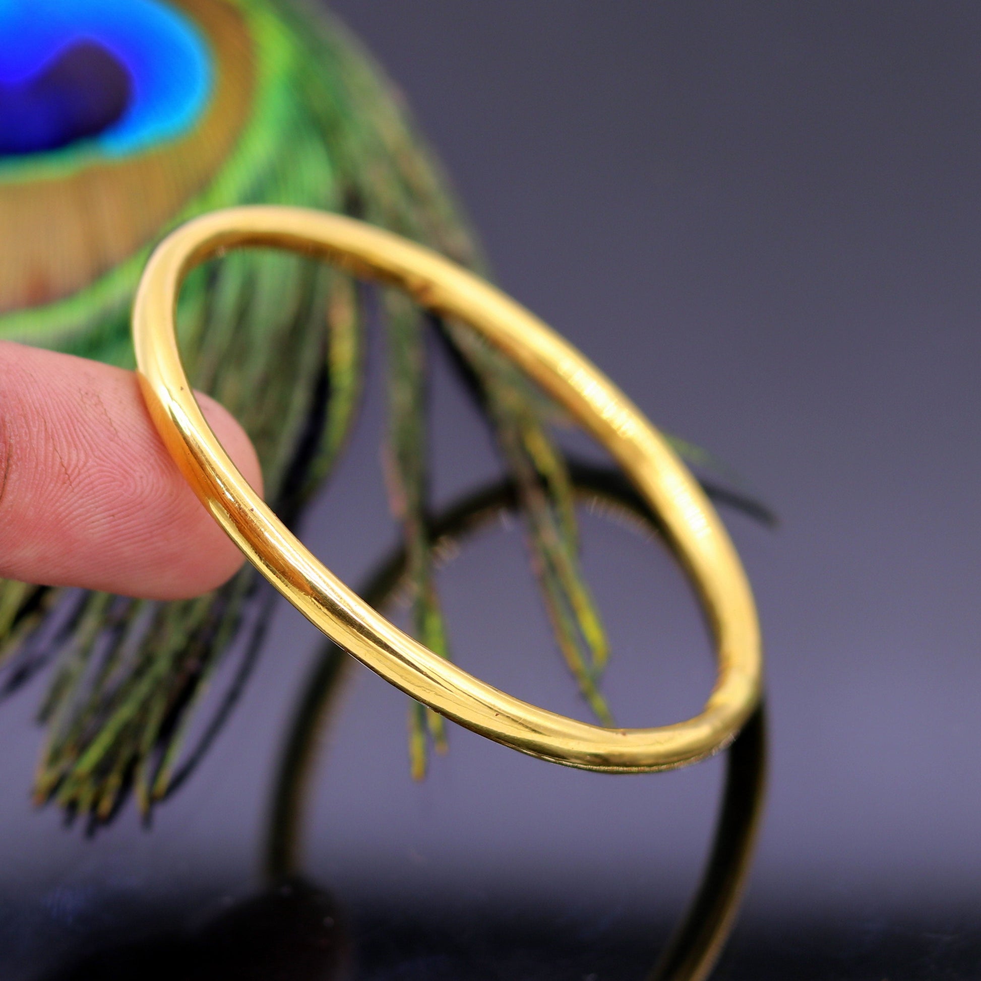 22K yellow gold handmade plain bangle bracelet for women and girls, traditional jewelry with hallmark from TRIBAL ORNAMENTS.