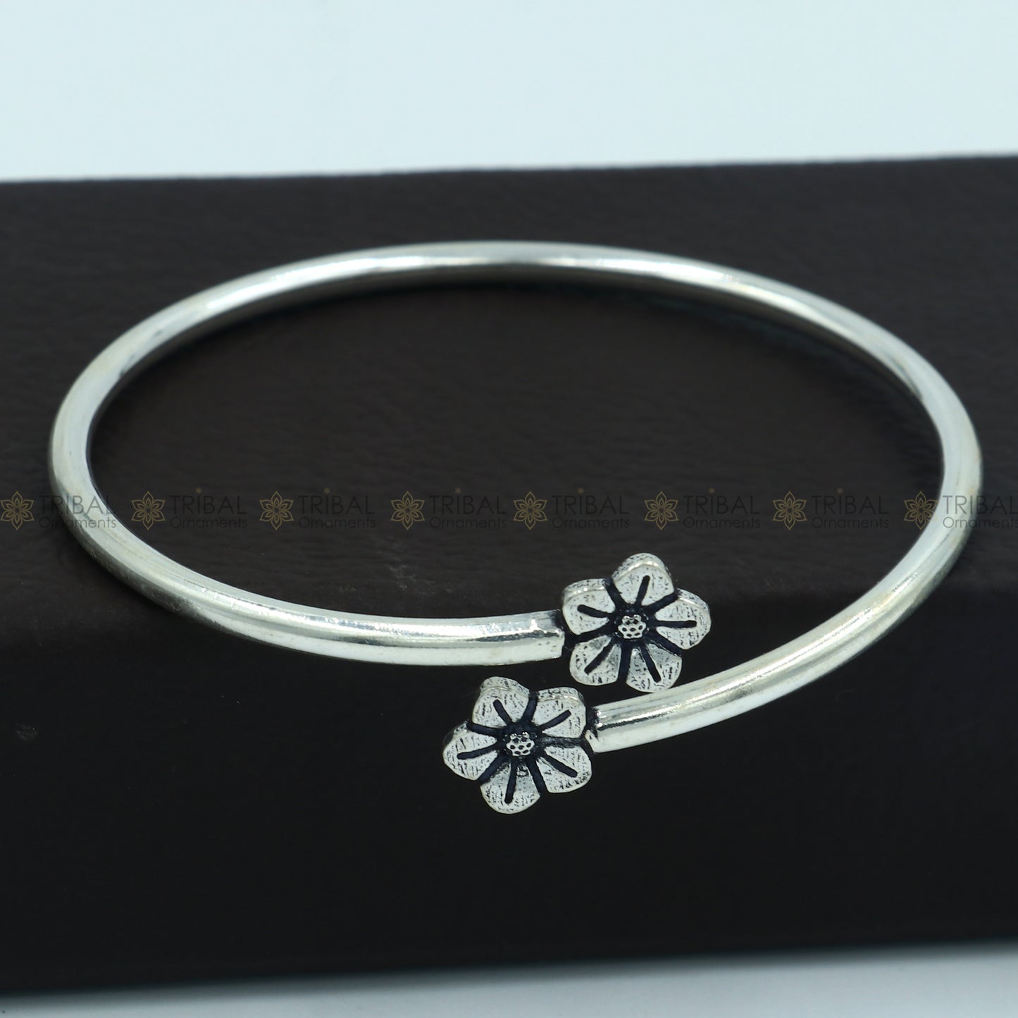 925 sterling silver handmade flower design stylish kada bangle bracelet tribal jewelry nsk869 - TRIBAL ORNAMENTS