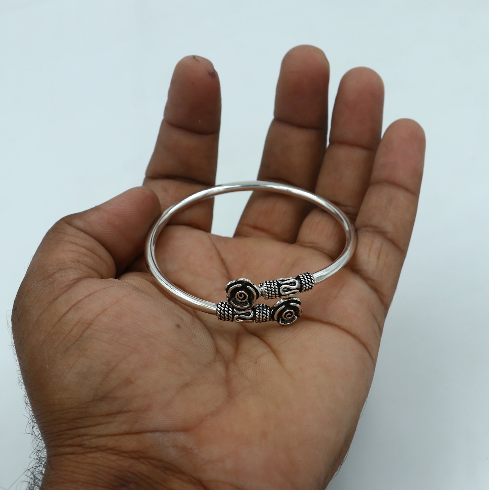 925 sterling silver handmade flower design stylish kada bangle bracelet tribal jewelry nsk874 - TRIBAL ORNAMENTS