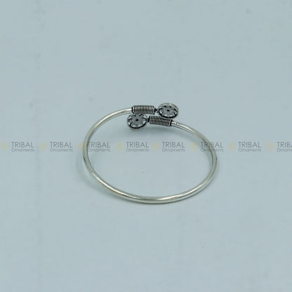 925 sterling silver handmade round shape flower design stylish kada bangle bracelet tribal jewelry nsk870 - TRIBAL ORNAMENTS