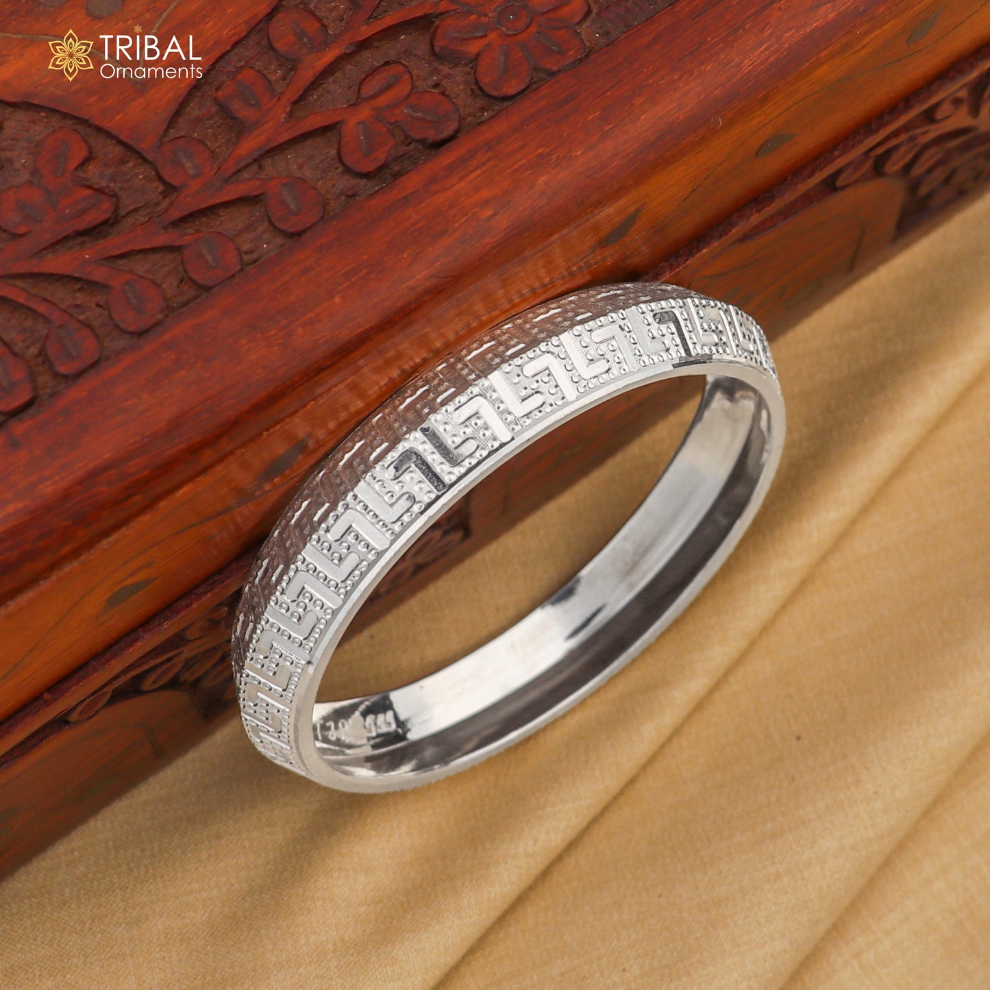 Vintage style 999 pure silver tribal bangle bracelet by Tribal Ornaments, ideal for men's gift, solid silver tribal jewelry.