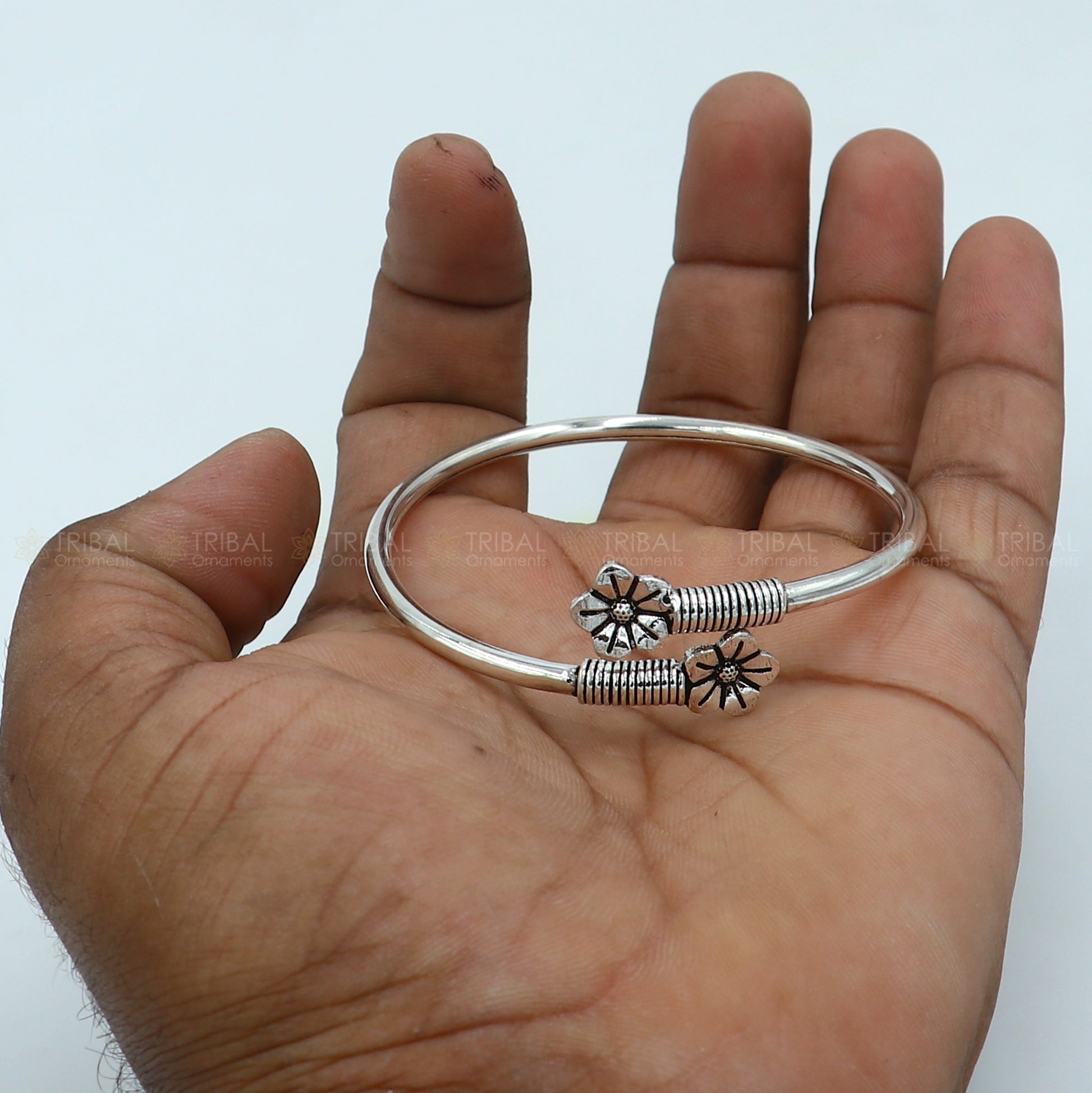 925 sterling silver handmade flower design stylish kada bangle bracelet tribal jewelry nsk873 - TRIBAL ORNAMENTS