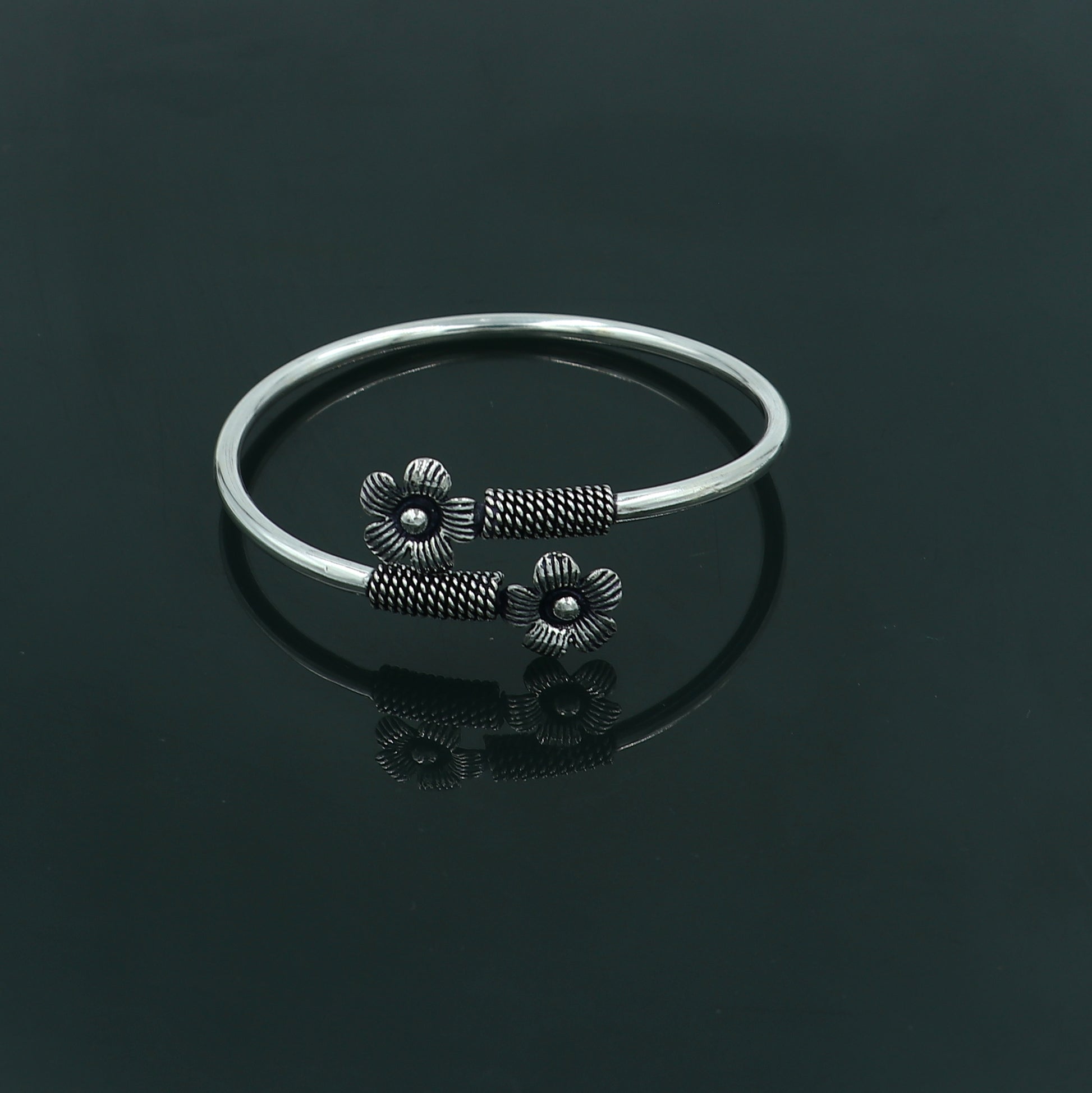 925 sterling silver handmade flower design stylish kada bangle bracelet tribal jewelry nsk883 - TRIBAL ORNAMENTS