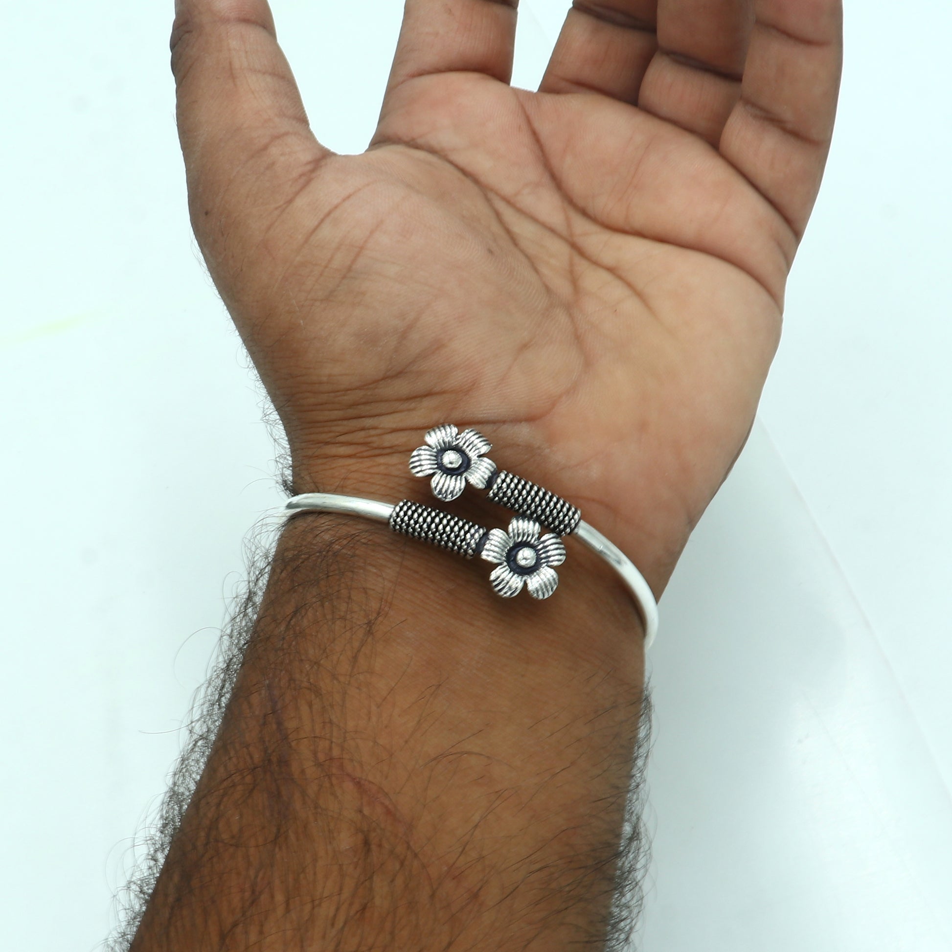 925 sterling silver handmade flower design stylish kada bangle bracelet tribal jewelry nsk883 - TRIBAL ORNAMENTS