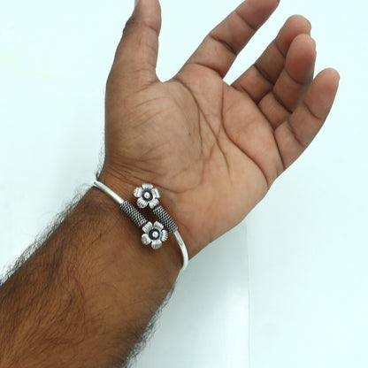 925 sterling silver handmade flower design stylish kada bangle bracelet tribal jewelry nsk883 - TRIBAL ORNAMENTS