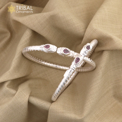 Sterling silver tribal bangle bracelet featuring a detailed lion face design, handmade tribal jewelry by Tribal Ornaments.
