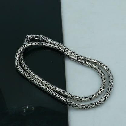 Vintage 925 silver Byzantine chain, handmade tribal belly dance jewelry, featuring intricate design and solid craftsmanship.