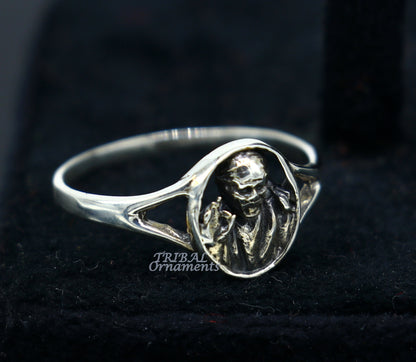 Sterling silver vintage Sai Baba ring band with customized antique design, ideal for bridal wedding jewelry and gifting.