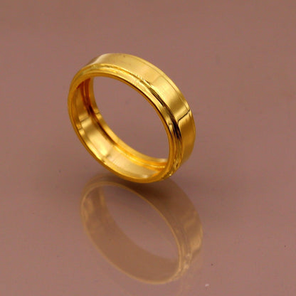 22KT yellow gold handmade wedding and engagement band ring by TRIBAL ORNAMENTS, unisex jewelry in all sizes.