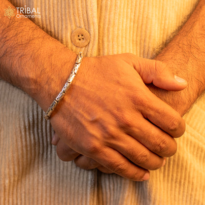 Sterling silver Byzantine design chain bracelet with flexible unisex style, handmade jewelry featuring intricate pattern and craftsmanship.