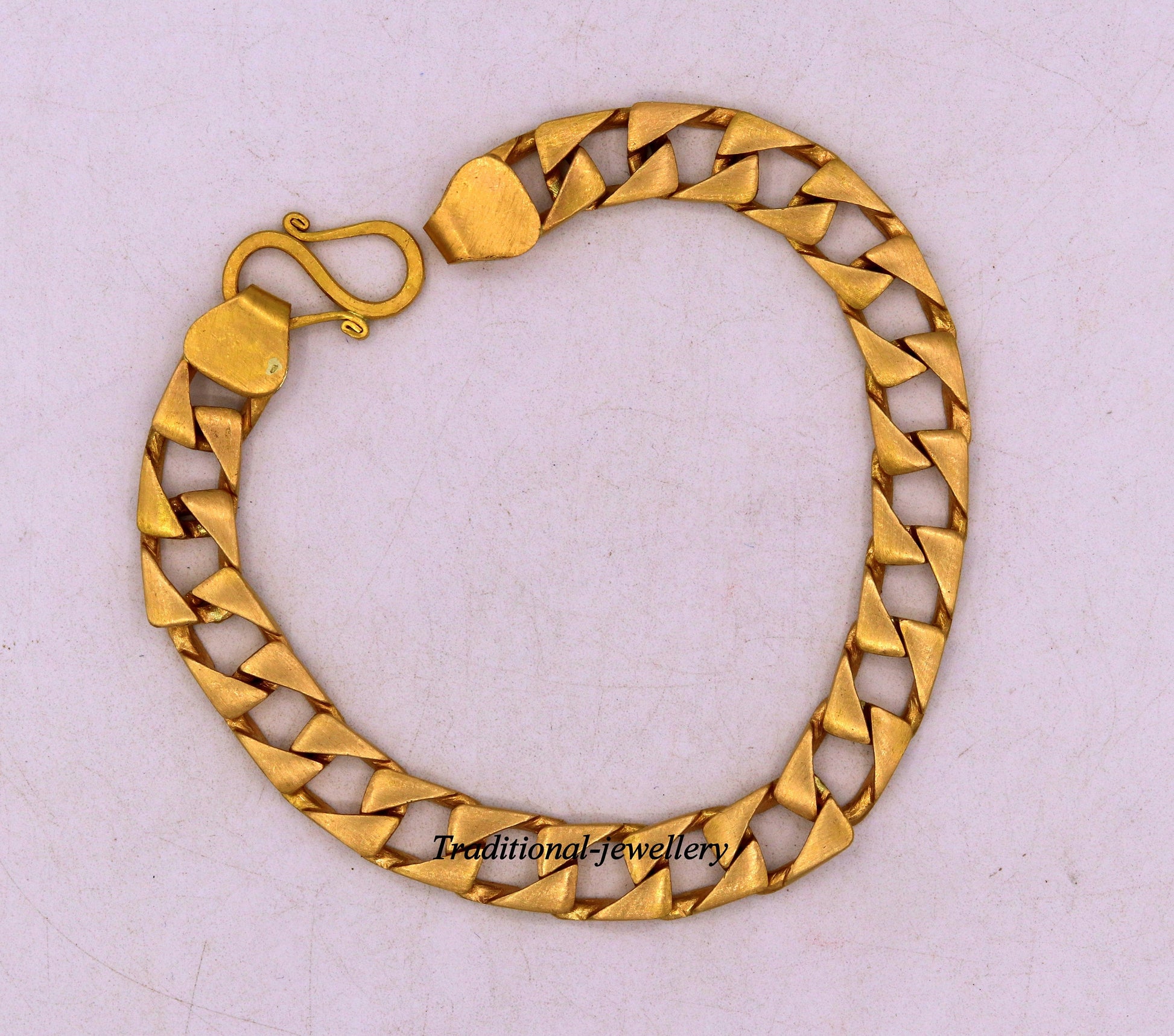 22kt yellow gold handmade solid Cuban chain bracelet, 9mm wide, heavy men's jewelry by Tribal Ornaments, hallmarked 916.