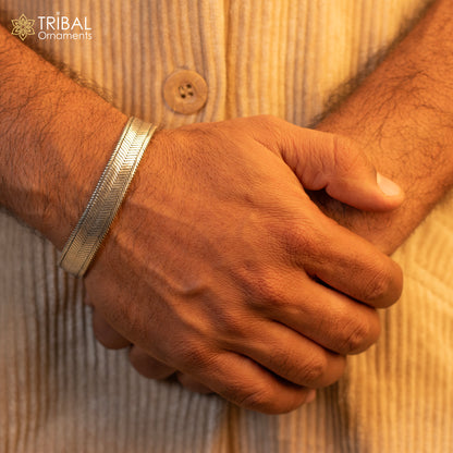 Vintage-style solid 925 sterling silver wheat chain bracelet belt, unisex handmade jewelry from Rajasthan, India.