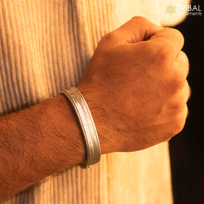 Vintage-style 925 sterling silver wheat chain bracelet or belt, unisex handmade jewelry from Rajasthan with flexible design.
