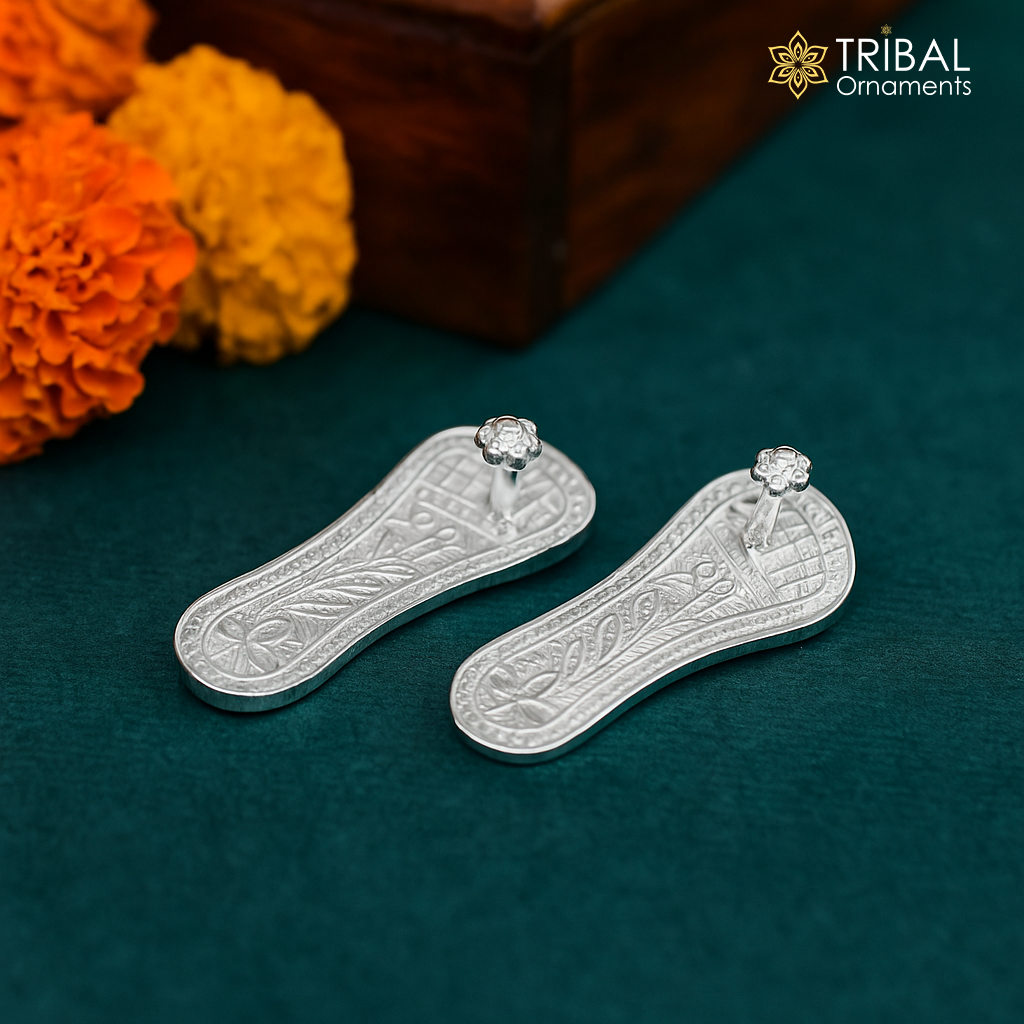 1.2" sterling silver handmade Charan paduka or slippers for idol Krishna, laddu gopala, little krishna or Vshnu Narayana puja art su694 - TRIBAL ORNAMENTS