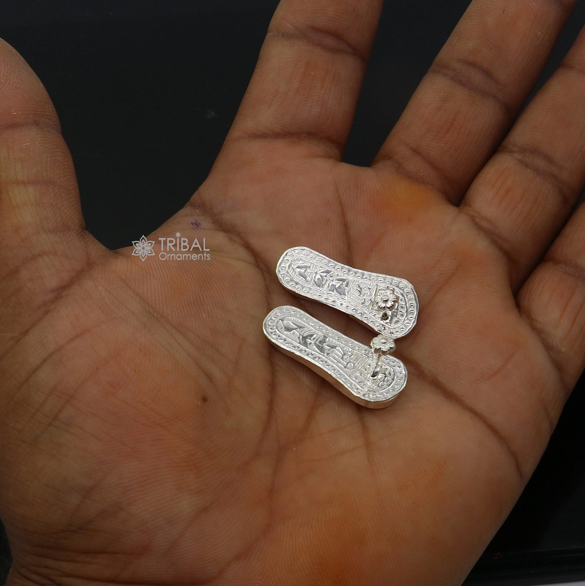 1" sterling silver handmade Charan paduka or slippers for idol krishna, laddu gopala, little krishna or Vshnu Narayana puja art su1301 - TRIBAL ORNAMENTS