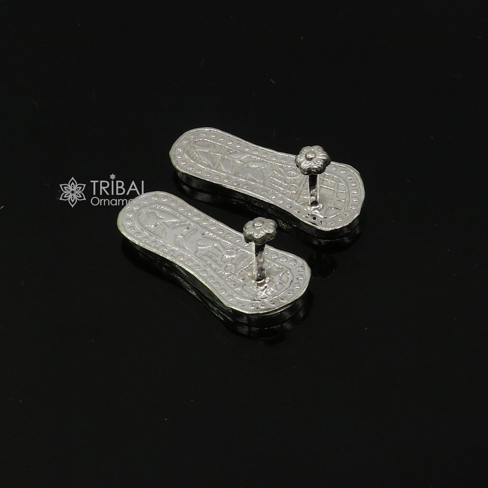 1" sterling silver handmade Charan paduka or slippers for idol krishna, laddu gopala, little krishna or Vshnu Narayana puja art su1301 - TRIBAL ORNAMENTS