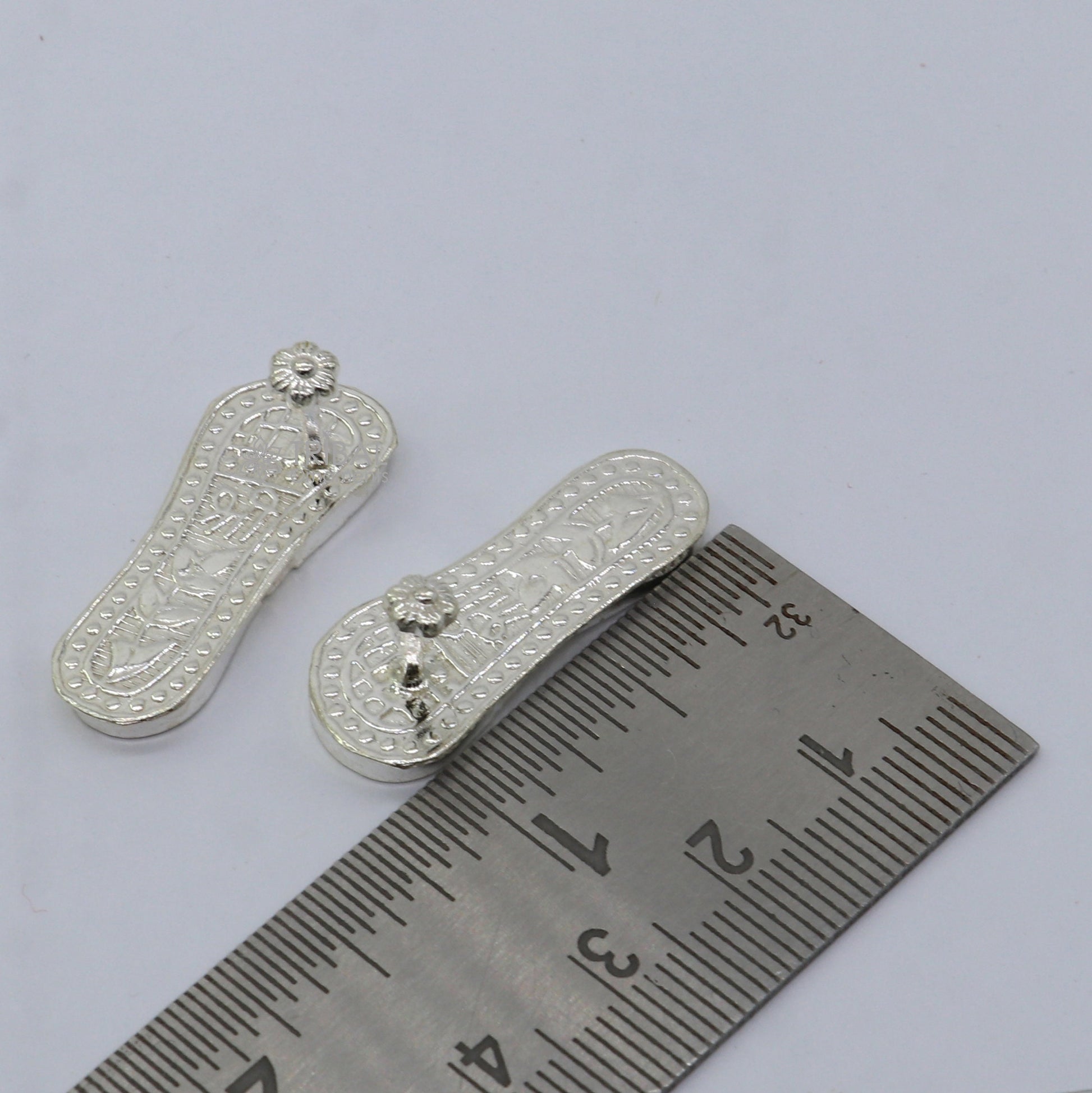 1" sterling silver handmade Charan paduka or slippers for idol krishna, laddu gopala, little krishna or Vshnu Narayana puja art su1301 - TRIBAL ORNAMENTS