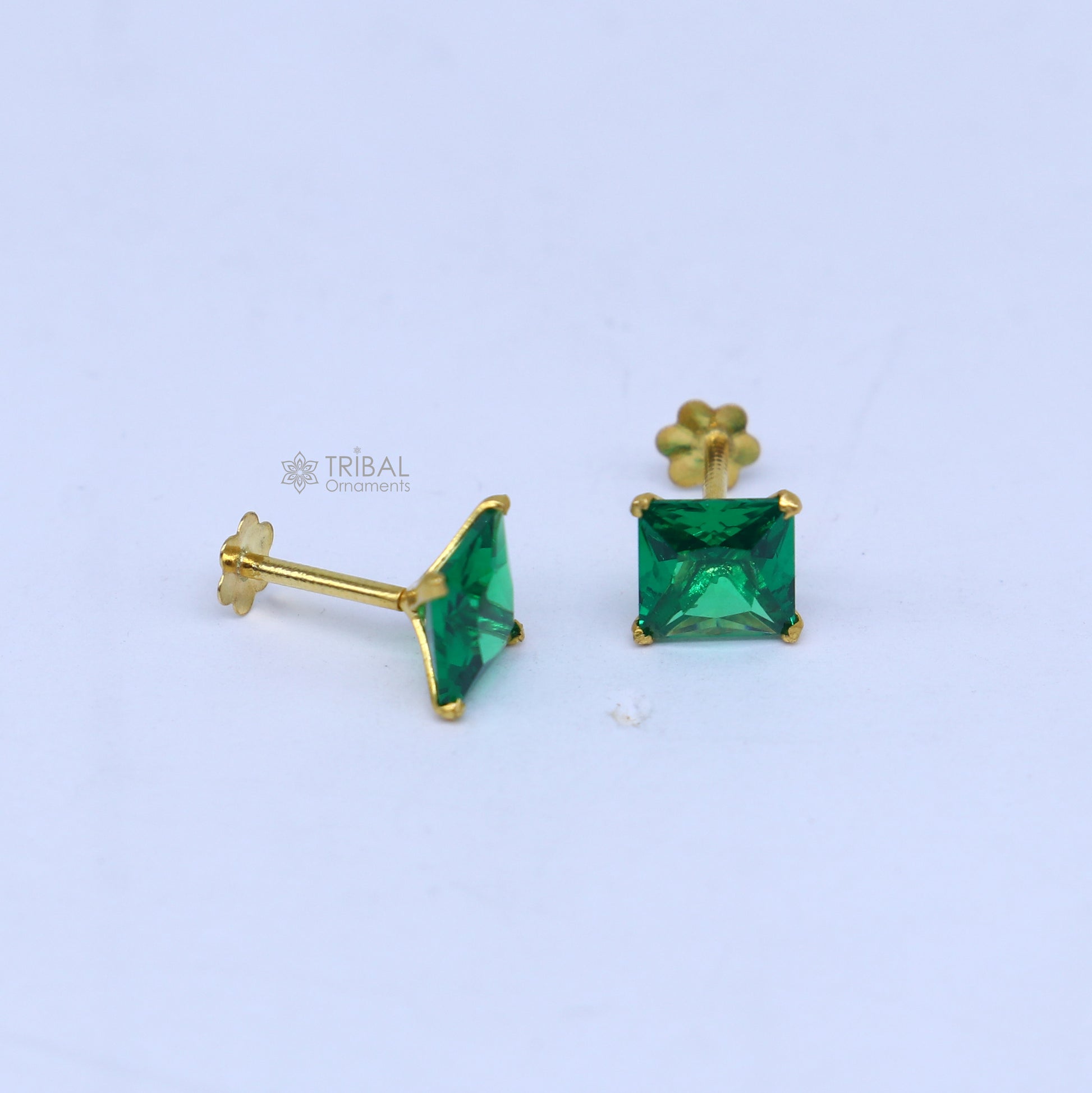 14Kt yellow gold green diamond stud earring for unisex er200 - TRIBAL ORNAMENTS