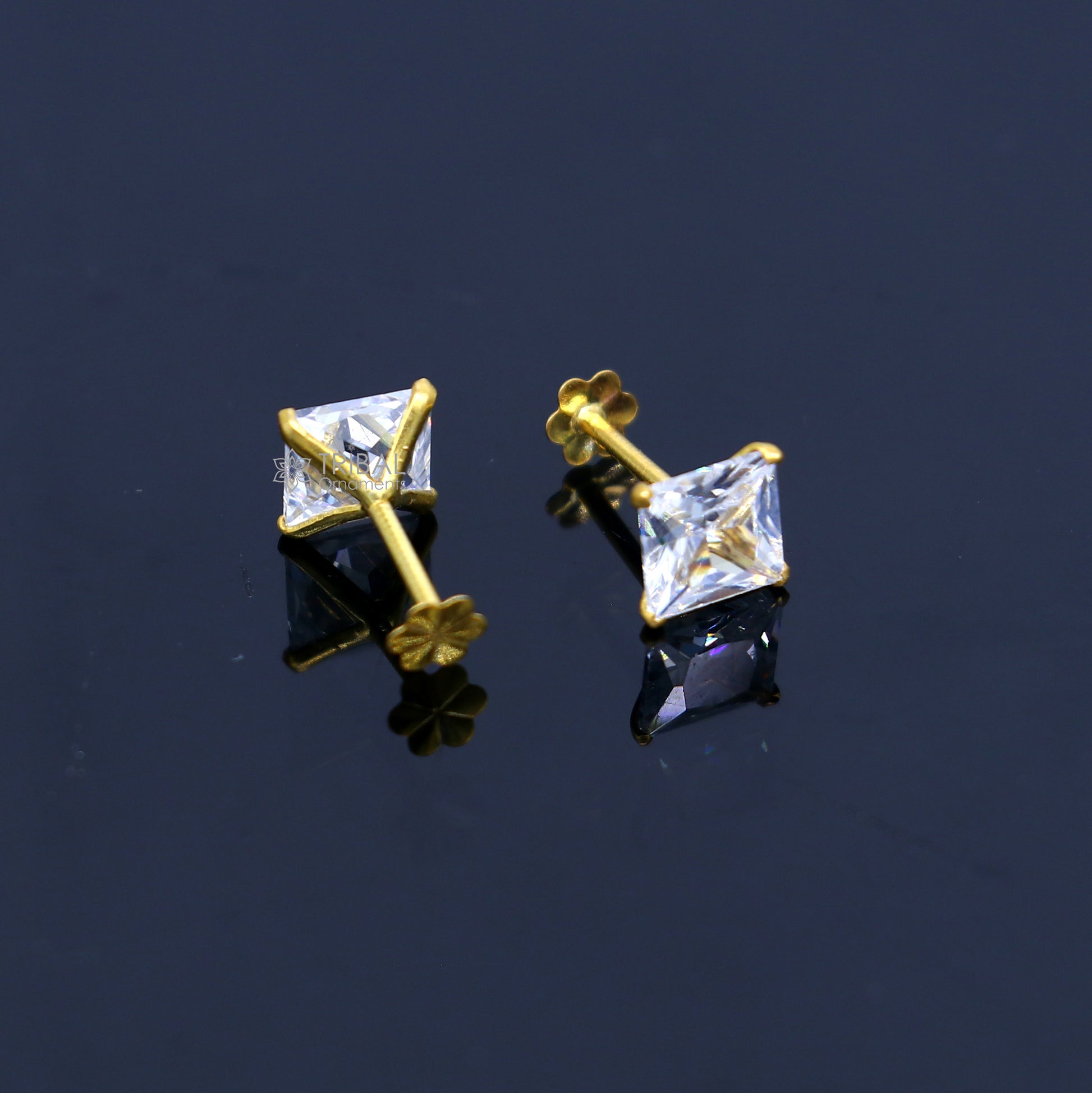 14Kt yellow gold white diamond stud earring for unisex er194 - TRIBAL ORNAMENTS