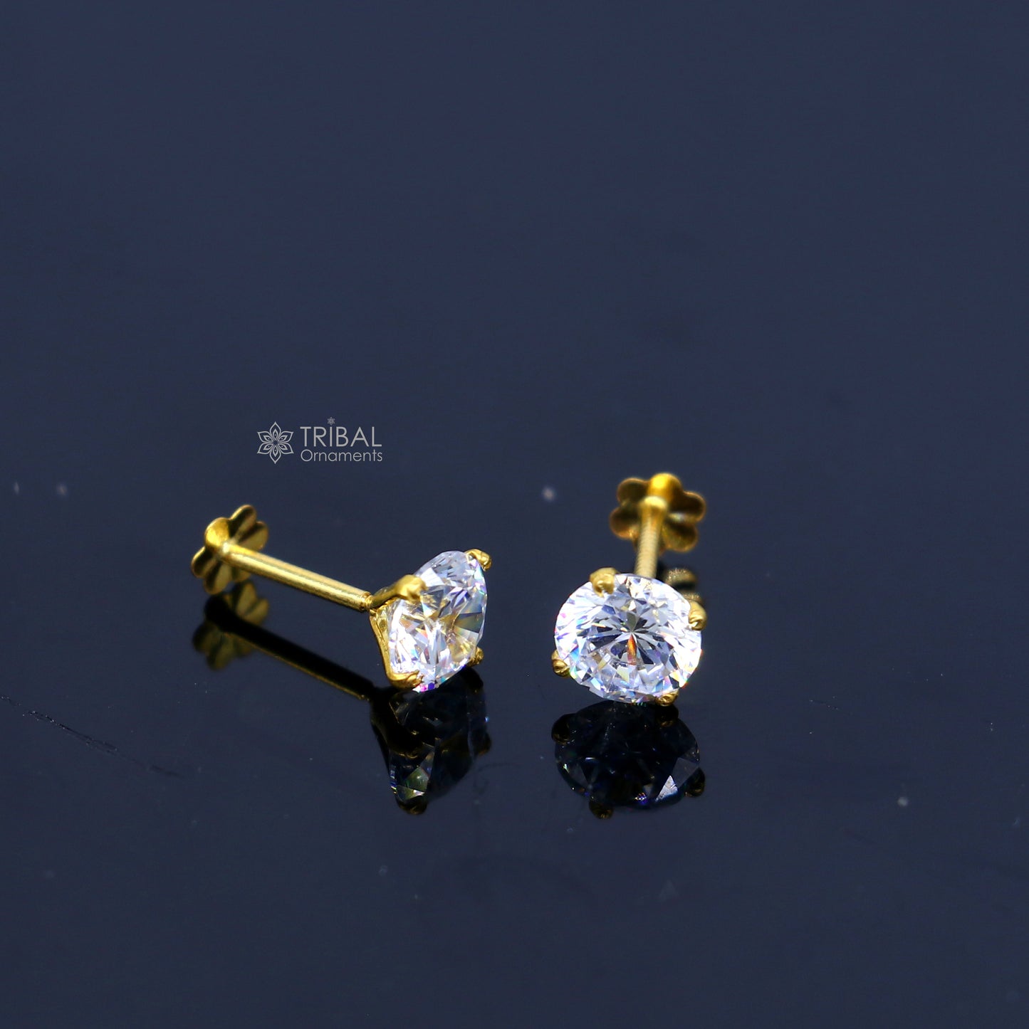14Kt yellow gold white diamond stud earring for unisex er198 - TRIBAL ORNAMENTS