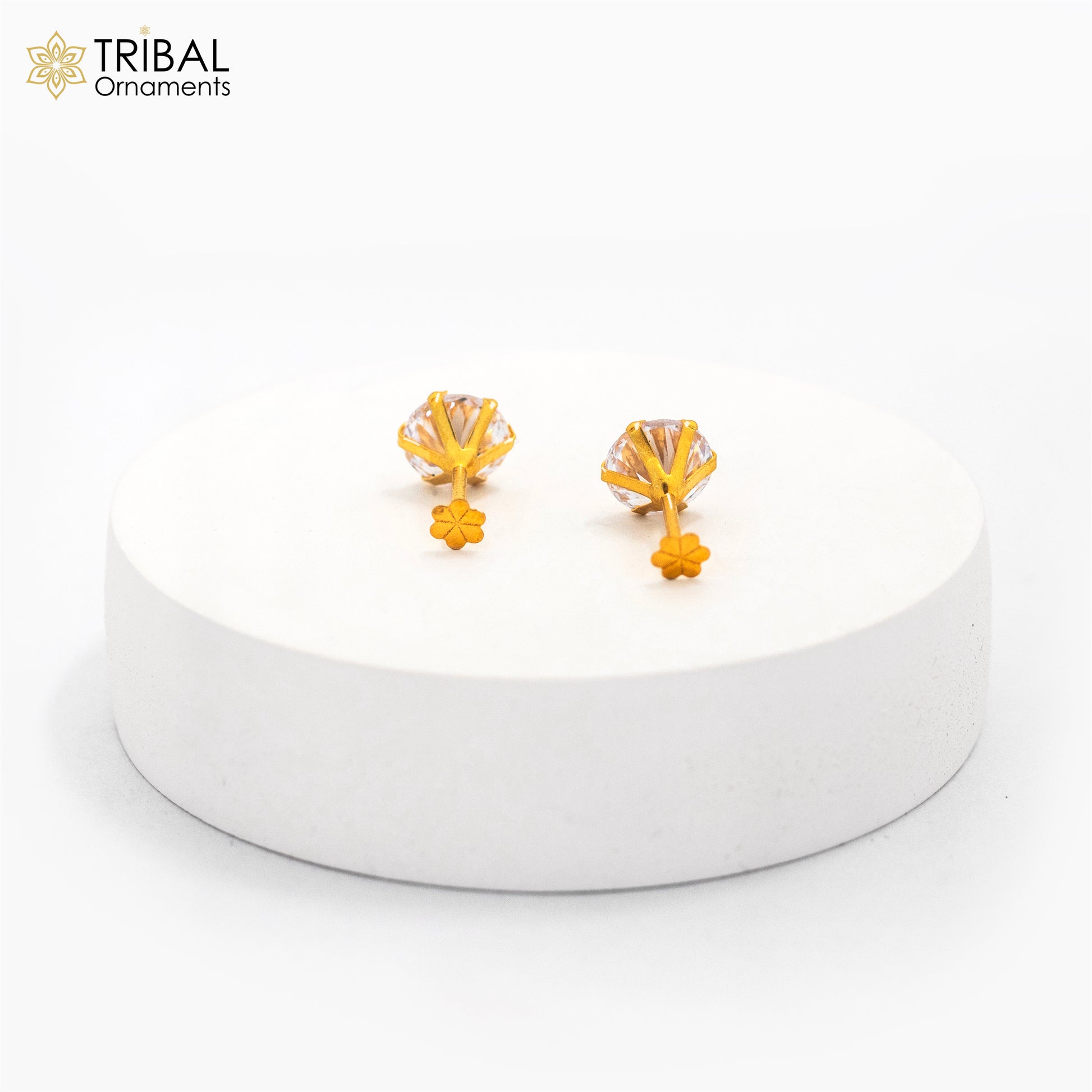 14Kt yellow gold white diamond stud earring for unisex er198 - TRIBAL ORNAMENTS
