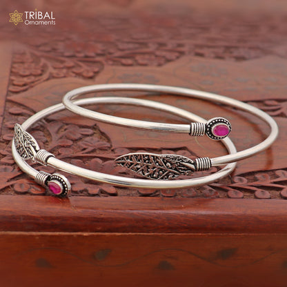 Sterling silver ankle bracelet with vintage leaf design from Tribal Ornaments, featuring 4mm width and customizable details.