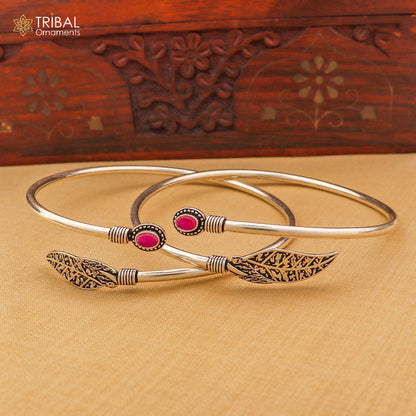 Sterling silver ankle bracelet featuring vintage leaf design, customized foot jewelry by Tribal Ornaments.