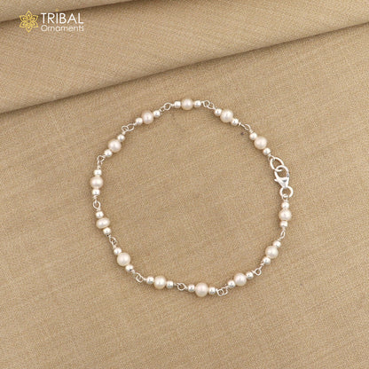 Handmade 7.5-inch sterling silver beaded bracelet with natural pearl, unisex design, crafted by Tribal Ornaments for stylish gifting