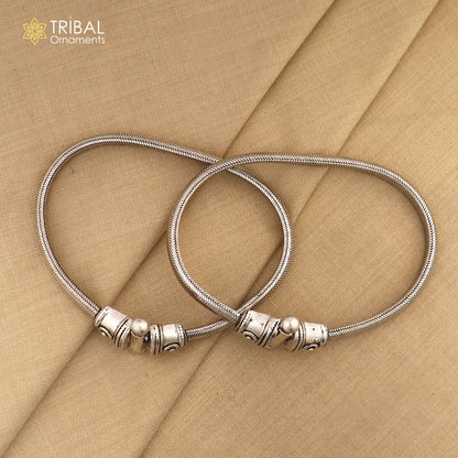 Sterling silver 7.5mm D-shaped snake anklet with half-round design, stylish foot bracelet from TRIBAL ORNAMENTS.