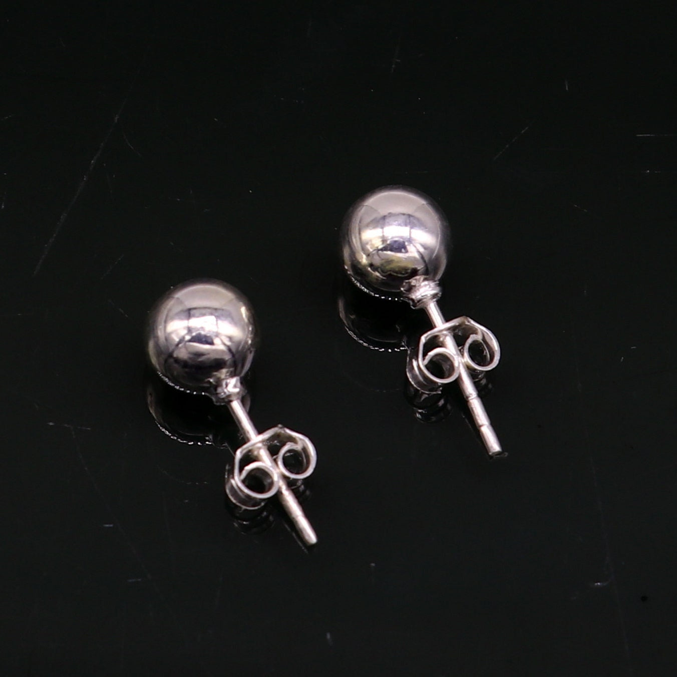 7 mm solid 925 sterling silver ball stud earring, fabulous daily use stud new fancy jewelry India, best gifting light weight stud ear662 - TRIBAL ORNAMENTS