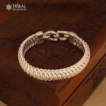 8.5-inch sterling silver curb chain bracelet for men and women, unisex jewelry by Tribal Ornaments, stylish and durable.