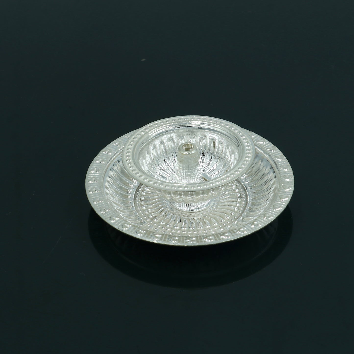 925 fine sterling silver chitai work kandrai work design oil lamp, silver Deepak, silver temple article, puja utensils art su1326 - TRIBAL ORNAMENTS