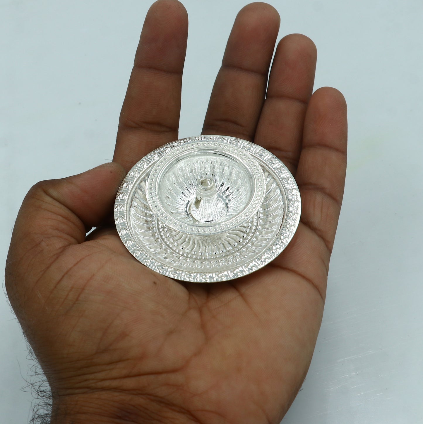 925 fine sterling silver chitai work kandrai work design oil lamp, silver Deepak, silver temple article, puja utensils art su1326 - TRIBAL ORNAMENTS