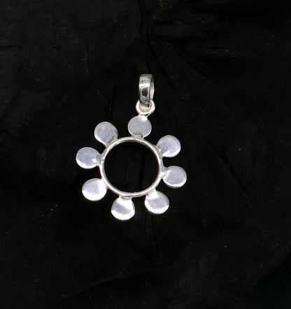 925 pure silver vintage design fabulous Flower style pendant, fabulous unisex gifting pendant, customized pendant jewelry ssp420 - TRIBAL ORNAMENTS