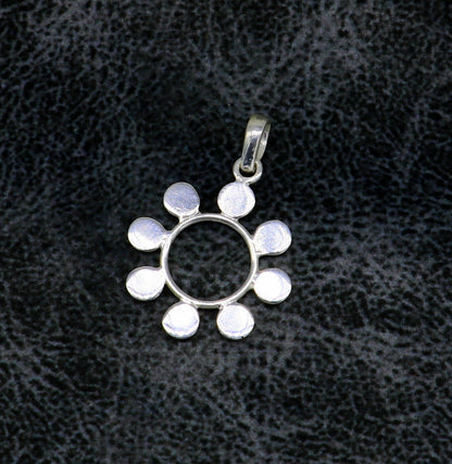 925 pure silver vintage design fabulous Flower style pendant, fabulous unisex gifting pendant, customized pendant jewelry ssp420 - TRIBAL ORNAMENTS