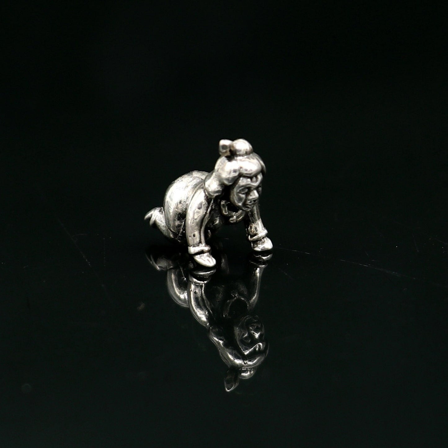 925 Solid silver handmade idol little Radha Rani,crawling Krishna small statue home temple puja article art40 - TRIBAL ORNAMENTS