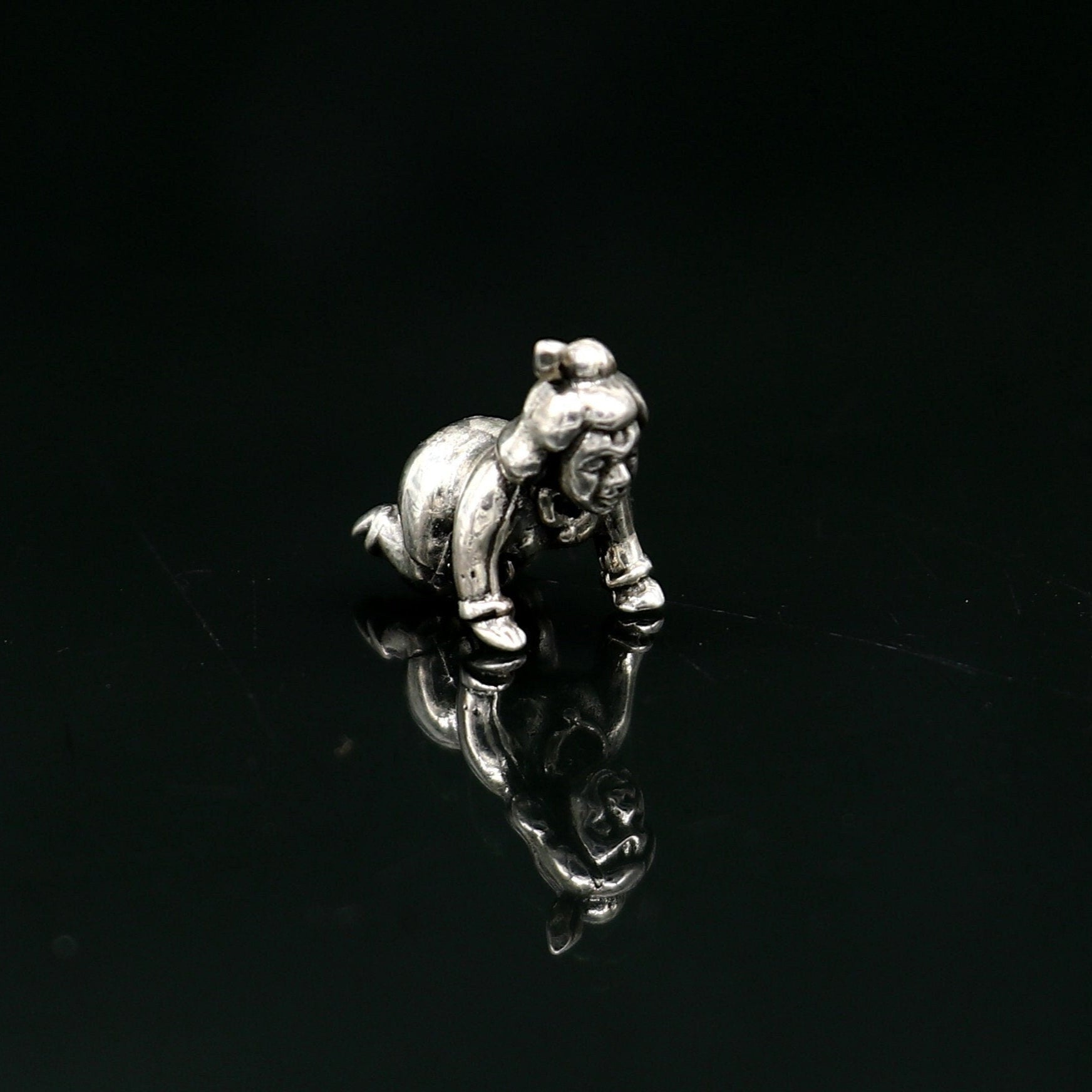 925 Solid silver handmade idol little Radha Rani,crawling Krishna small statue home temple puja article art40 - TRIBAL ORNAMENTS