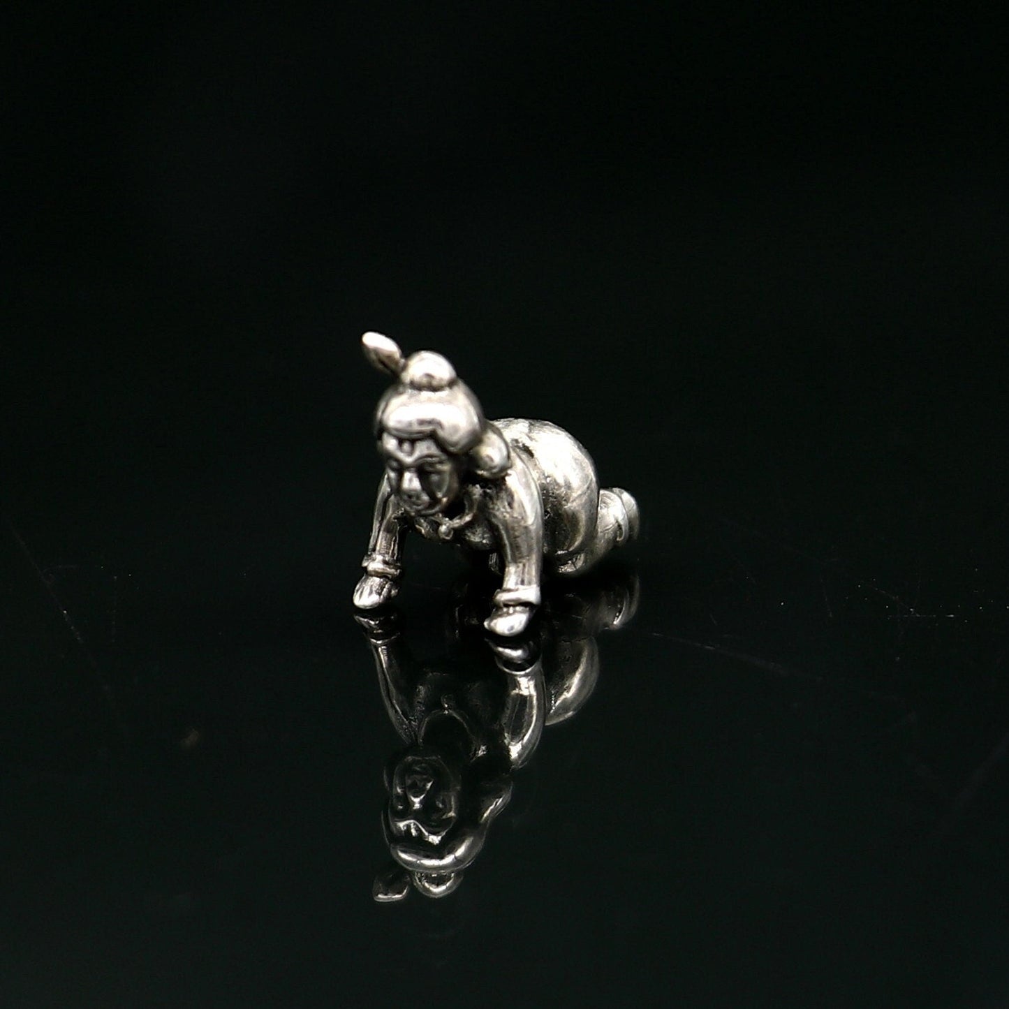 925 Solid silver handmade idol little Radha Rani,crawling Krishna small statue home temple puja article art40 - TRIBAL ORNAMENTS