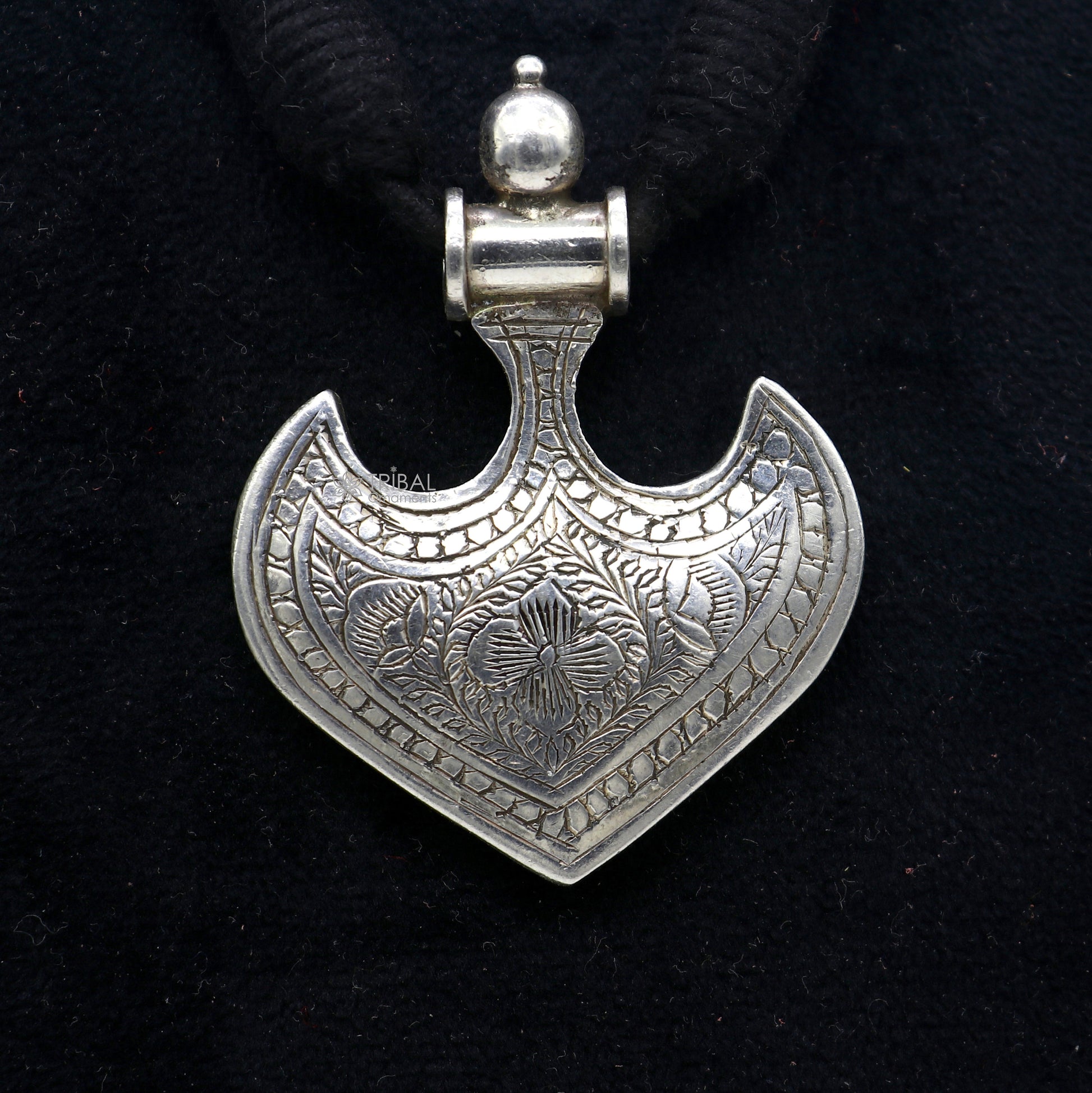 925 Sterling silver amazing handcrafted Heart shape pendant traditional vintage designer tribal pendant ethnic jewelry set682 - TRIBAL ORNAMENTS