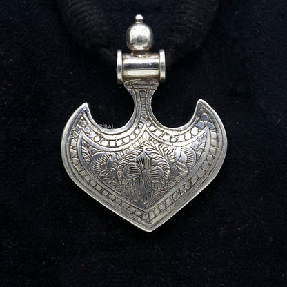 925 Sterling silver amazing handcrafted Heart shape pendant traditional vintage designer tribal pendant ethnic jewelry set682 - TRIBAL ORNAMENTS