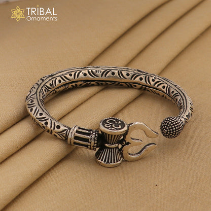 Sterling silver Shiva trident kada bracelet with chitai work, unisex tribal ornament bangle, traditional Indian jewelry.