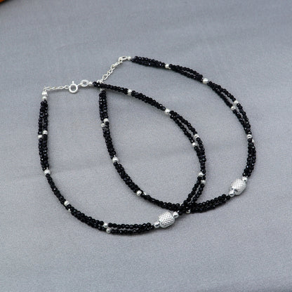 Sterling silver and black beaded anklet bracelet with double chain, lightweight and delicate silver jewelry by TRIBAL ORNAMENTS.