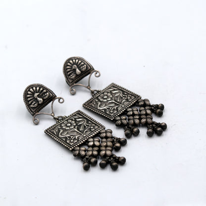 925 sterling silver ethnic floral drop dangle earring from TRIBAL ORNAMENTS, featuring intricate Banjara jewelry floral design.