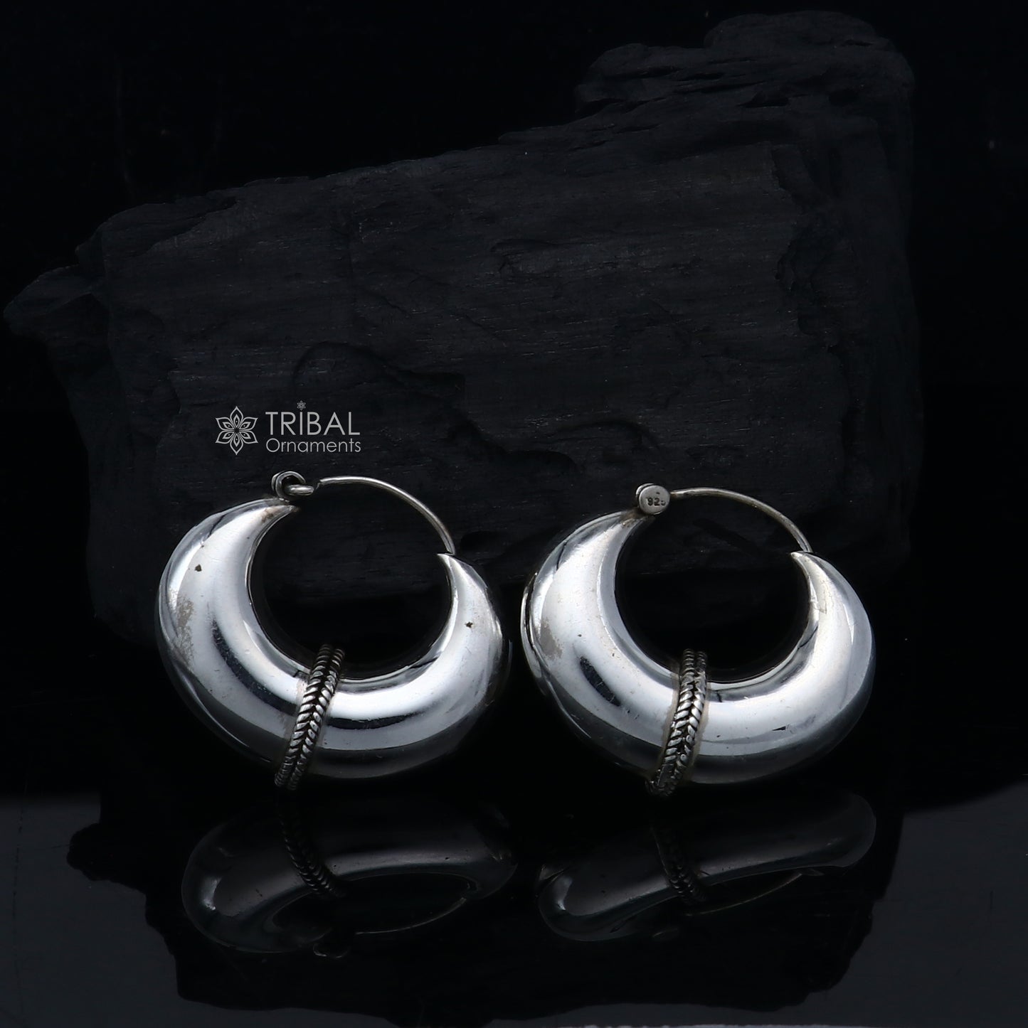 925 sterling silver vintage hoop earrings with a simple, elegant design, perfect for cultural or everyday wear by TRIBAL ORNAMENTS